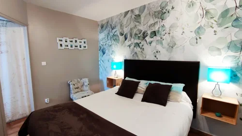 La chambre bleue, hébergement en chambre d'hôtes Les Busserollles