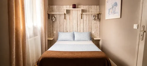 Hébergement en gîte : une chambre - Les Busserolles dans les gorges du tarn