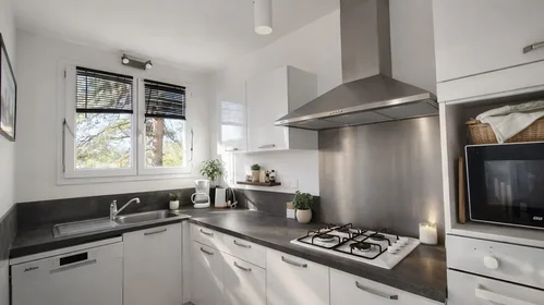 Hébergement en gîte : la cuisine - Les Busserolles dans les gorges du tarn