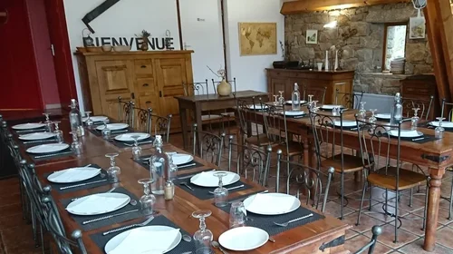 La table d'hôte du Gite des Busserolles en Aveyron