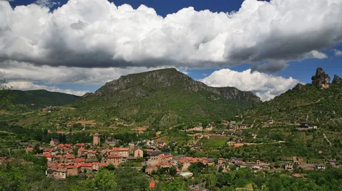 Les villages des Gorges du Tarn et de la Jonte autour des Busserolles