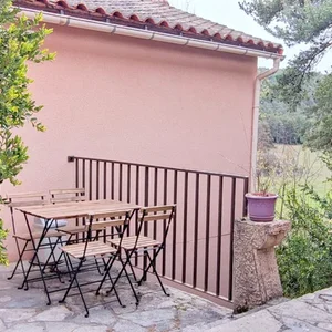 Le gîte des Busserolles - la terrasse